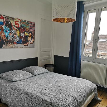 Luton Chic Apartment Reims Ngoại thất bức ảnh