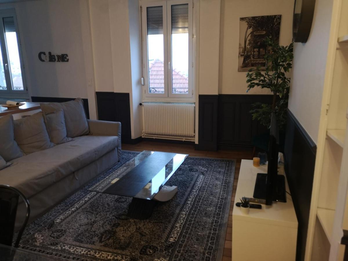 Luton Chic Apartment Reims Ngoại thất bức ảnh