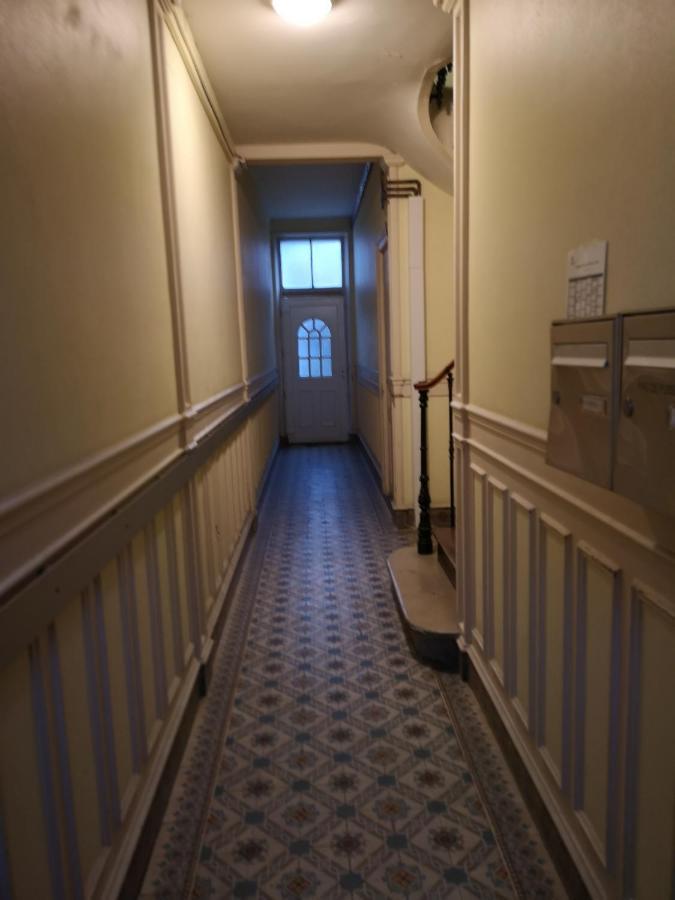 Luton Chic Apartment Reims Ngoại thất bức ảnh
